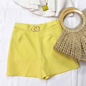 Yellow highwaist side zip shorts